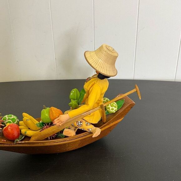 Vintage Wooden Polynesian Model Boat With Ethnic Woman Local Dress Hala Fruit - Picture 7 of 8